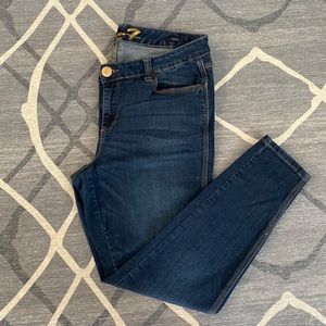 SEVEN7 Dark Wash Jean Leggings